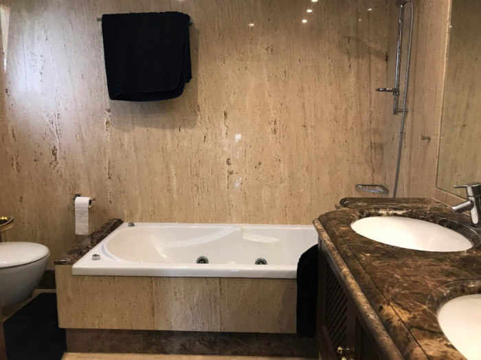 Qlistings Apartment - Penthouse in New Golden Mile, Costa del Sol image 6
